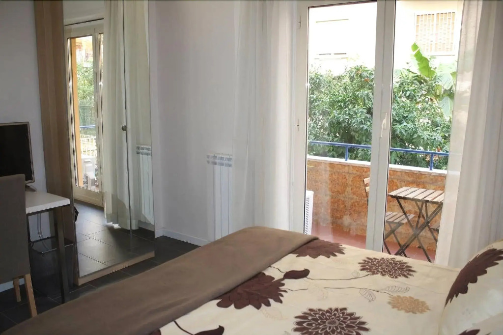 AV Domus Vatican St.Peter B&B