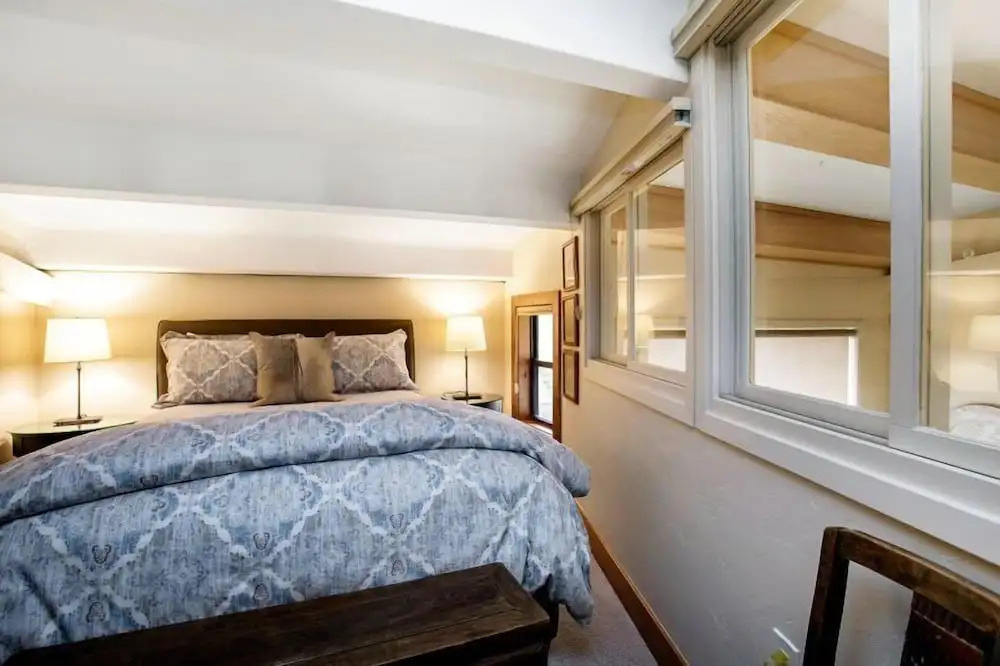 3 Bedroom Antlers Vacation Rental With Incredible Slopeside Views And Just A Short Walk To Gondola And Lionshead Village
