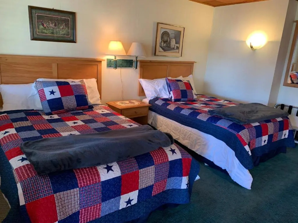 Creekside Inn