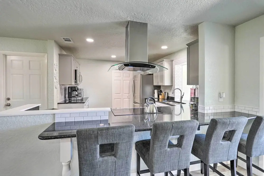 Pet-friendly Merritt Island Home w/ Heated Pool