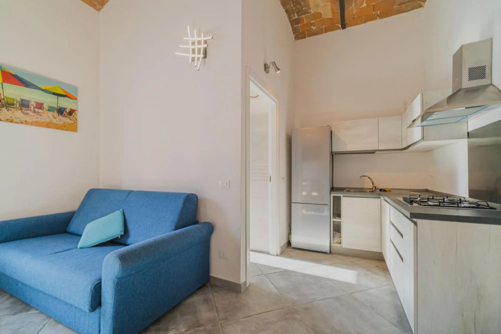 2 bed-room Brezza Marina apartment on the seafront of Marina di Campo-TRILO BREZZA MARINA