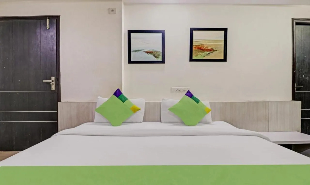 Treebo Mohit Regency