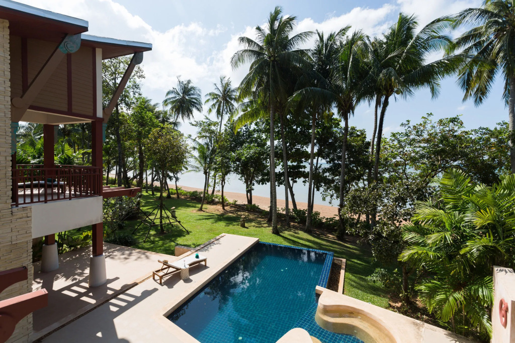 Amatapura Beachfront Villa 15, SHA Certified