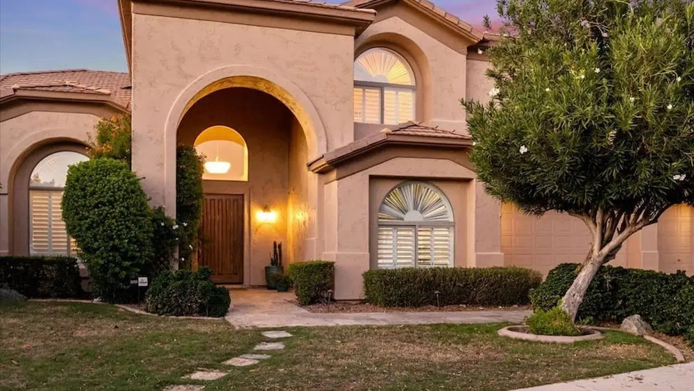 Massive North Scottsdale 6 Bdrm w/ Oasis Backyard!