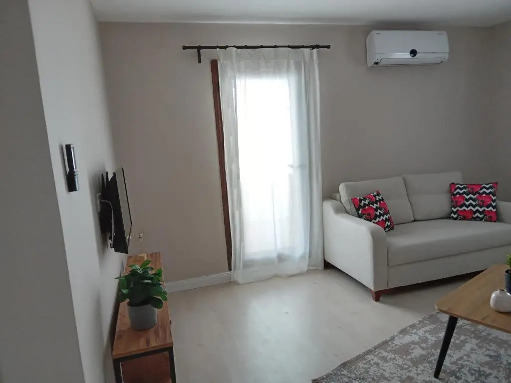 Dolphin Residences - Begonya 1