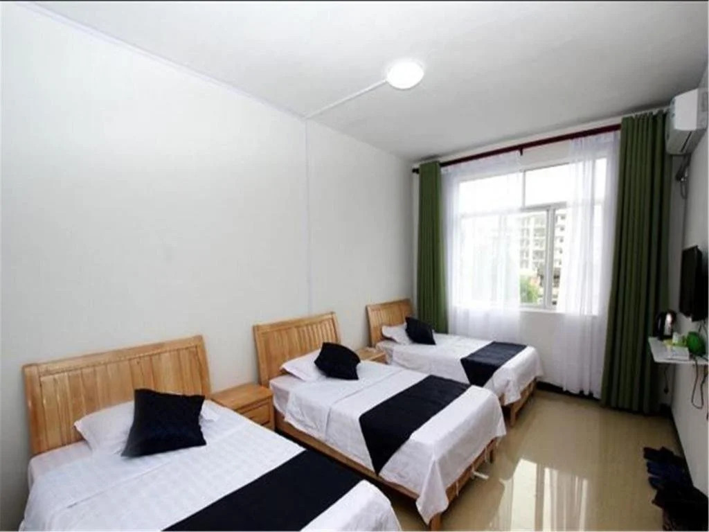 Yangsuo Mumu Sketch Base River Inn