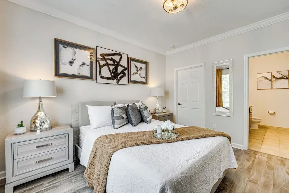 10 Mi to Disney World: Modern Condo w/ Resort Pool