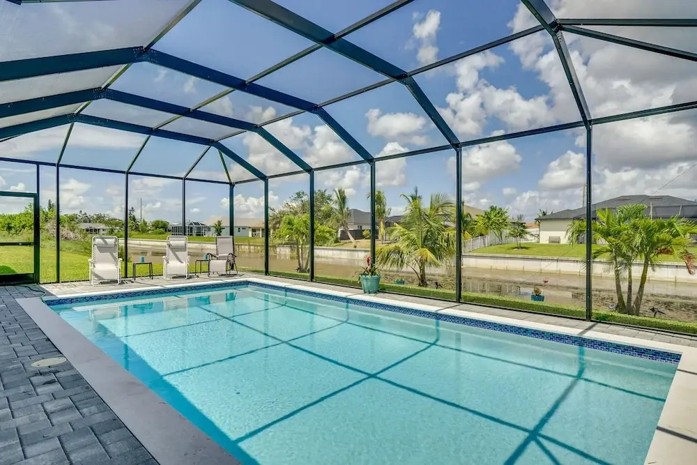 10 Mi to Yacht Club Public Beach: Getaway w/ Pool