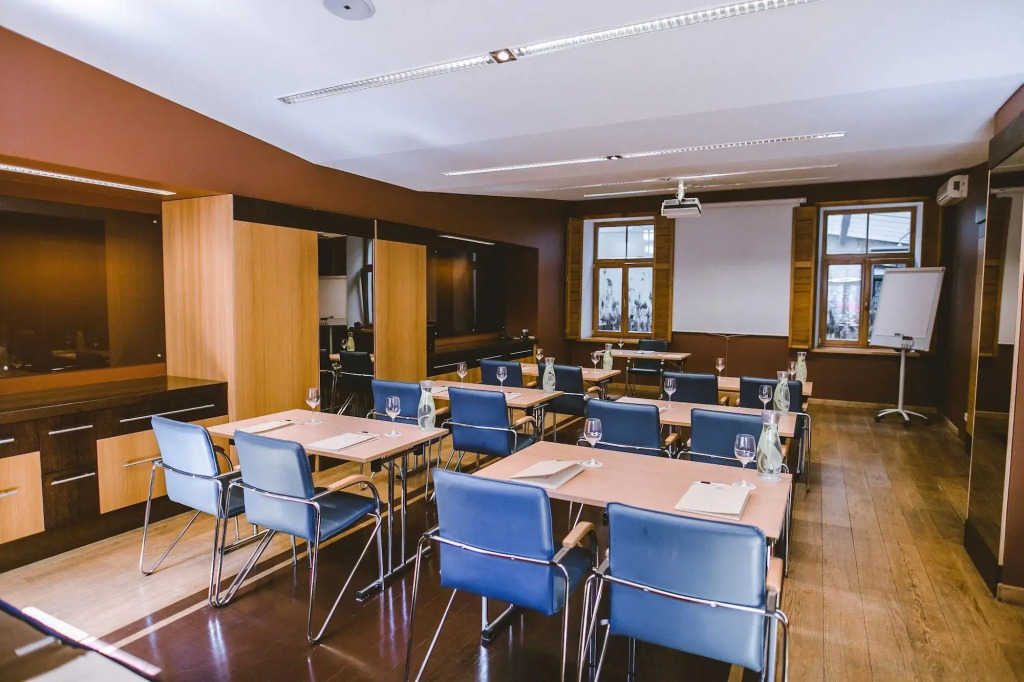 Hanza Hotel