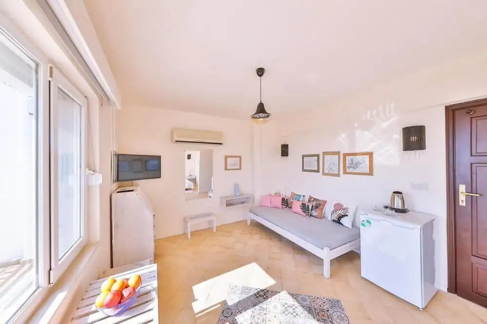 Tübin Kültür Evi