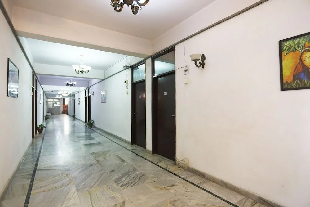 Oyo 14654 Brs Homes
