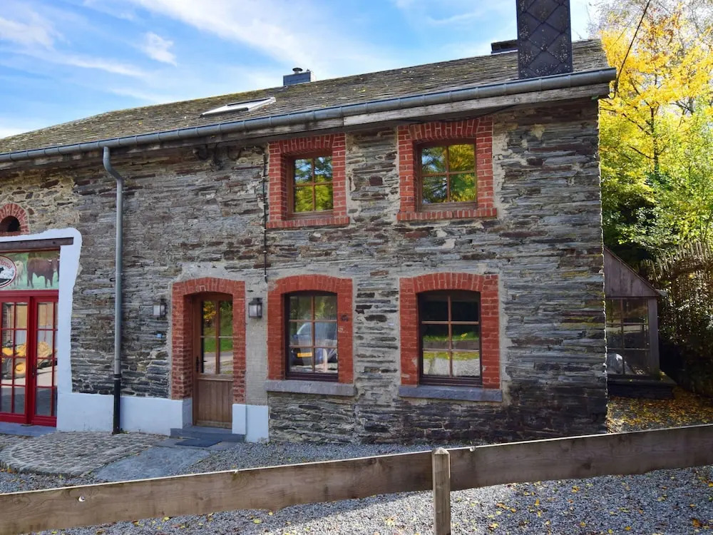 Ardennic Farmhouse For Groups