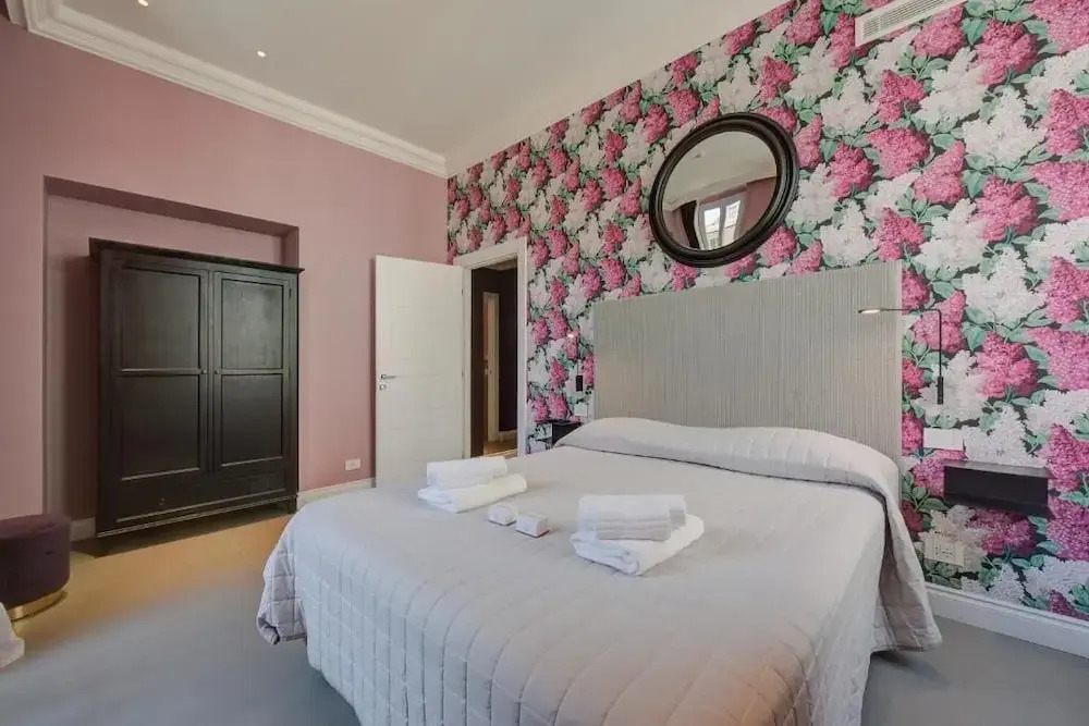 Seven Suites Apartments Sanremo
