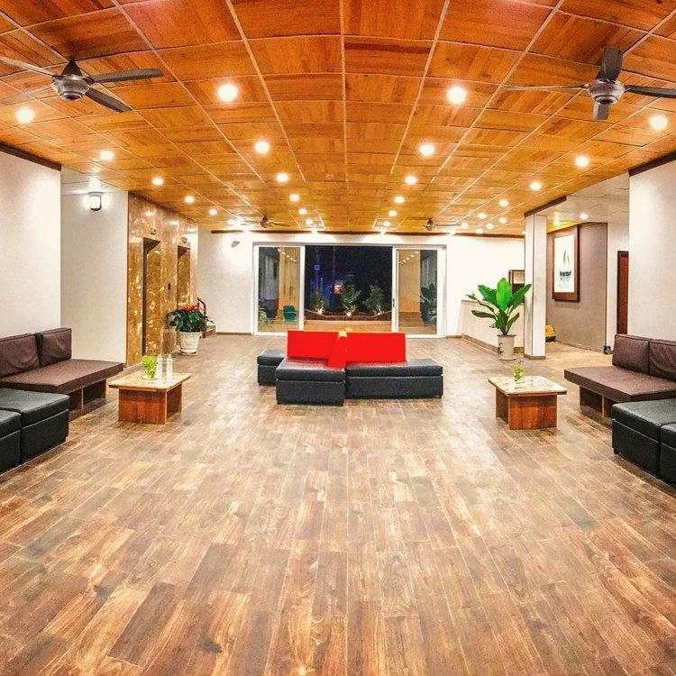 Oceanward Hotel