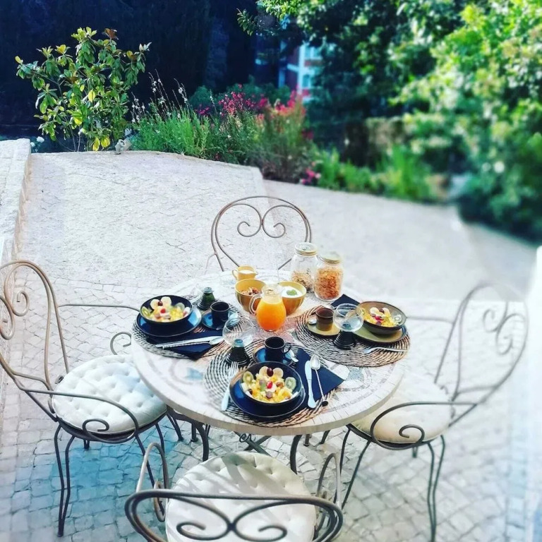 Bela Adormecida B&B
