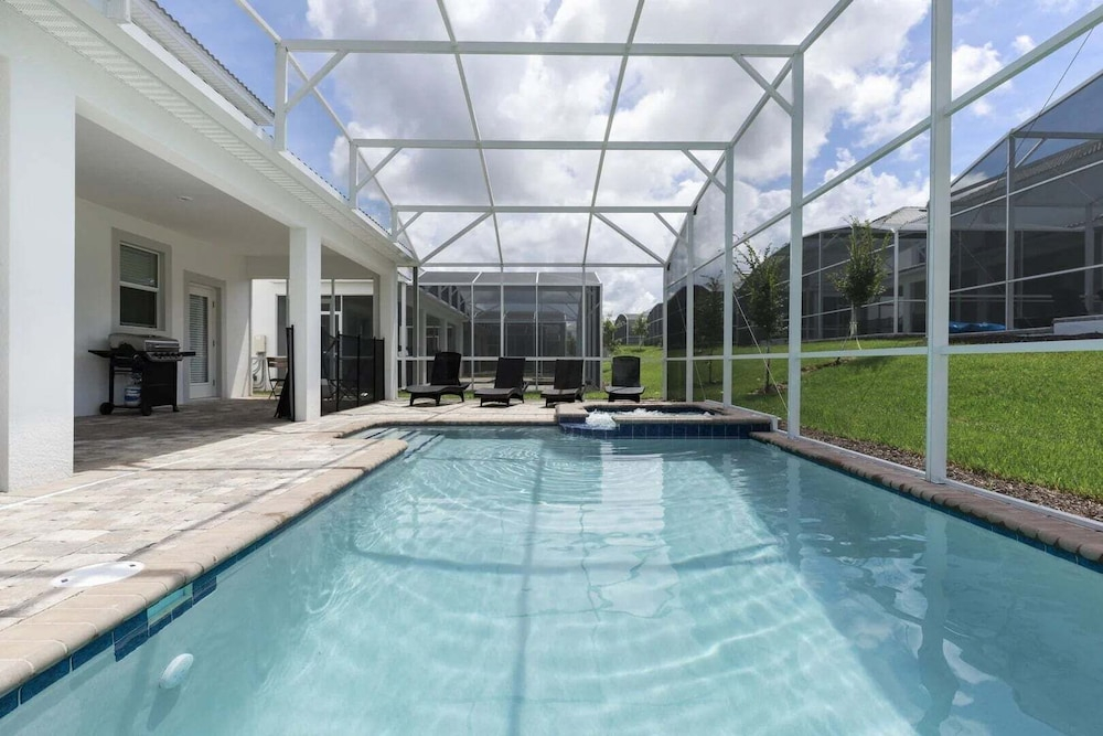 1580sbd-the Retreat At Championsgate 8 Bedroom Villa