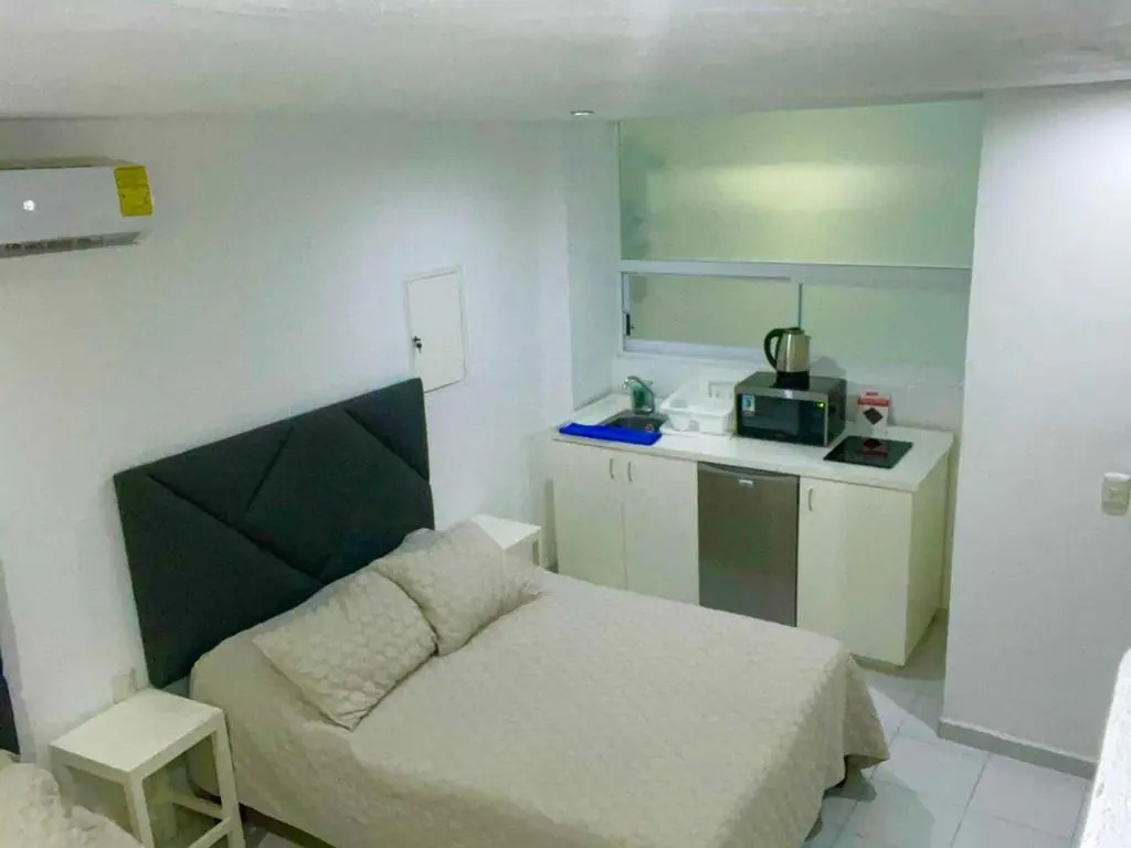 Hotel acapulco y suites mediterrane