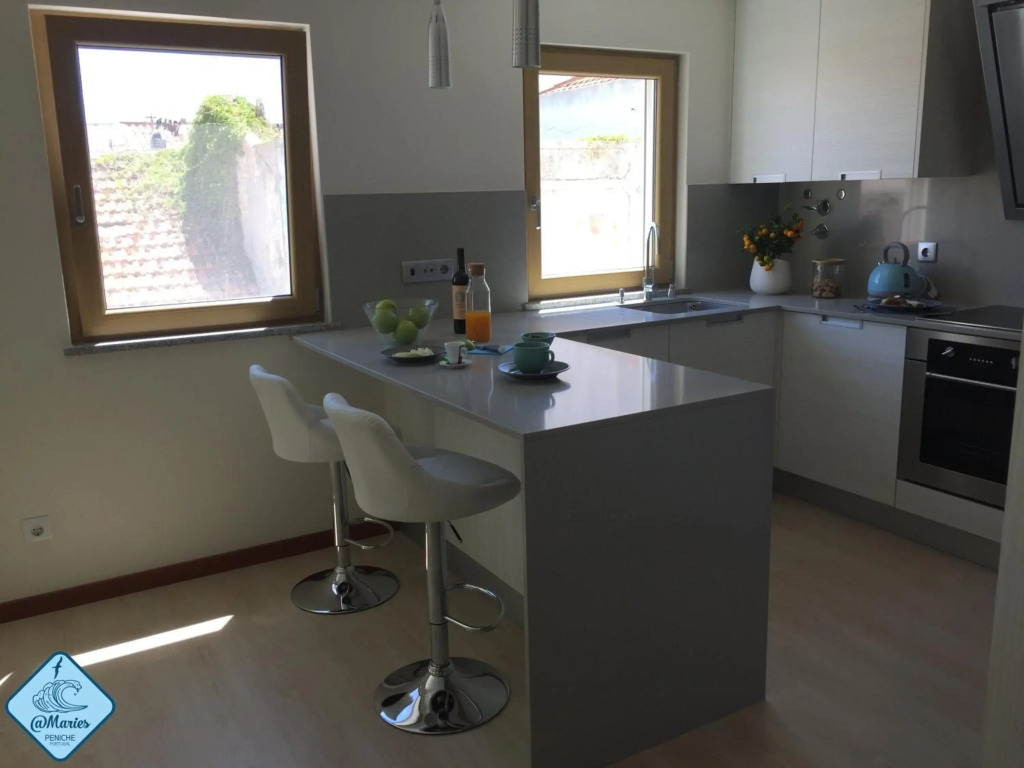 At Maries Beach House Peniche