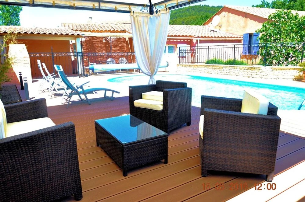 House With one Bedroom in Gargas, With Private Pool, Terrace and Wifi