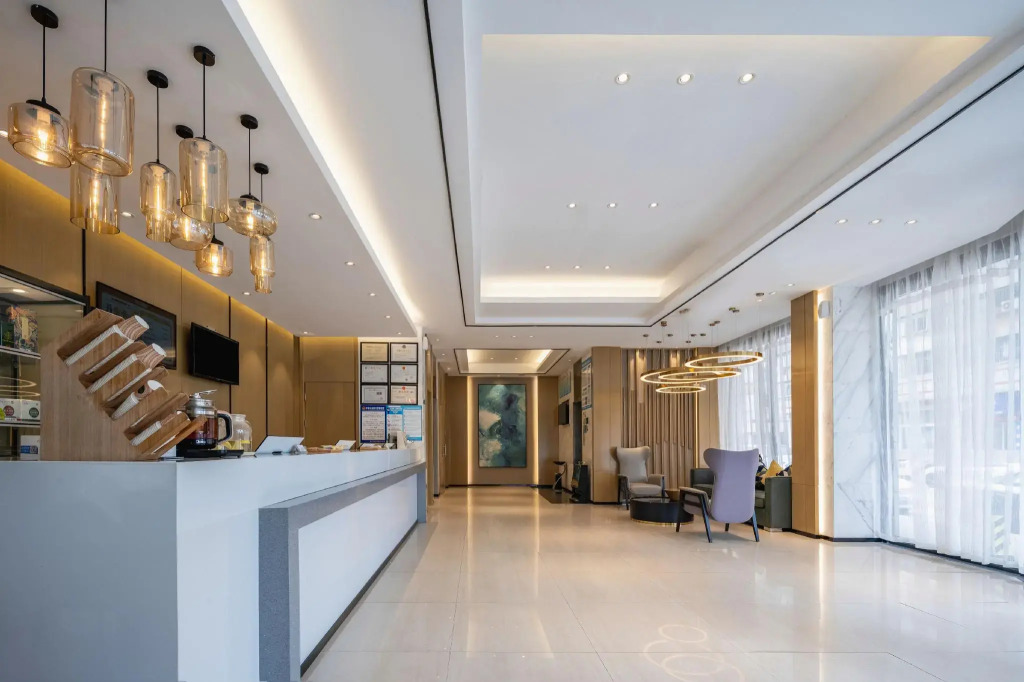 City Comfort Inn Maoming High Speed Railway Station Wenming Road