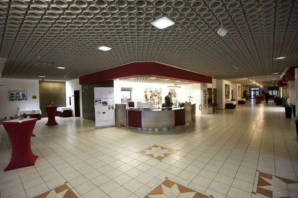 AZK Arbeitnehmer Zentrum Königswinter