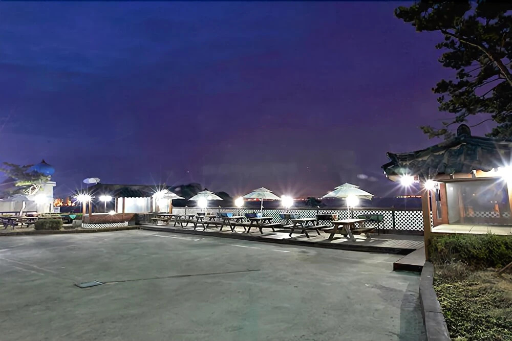Motel Sky