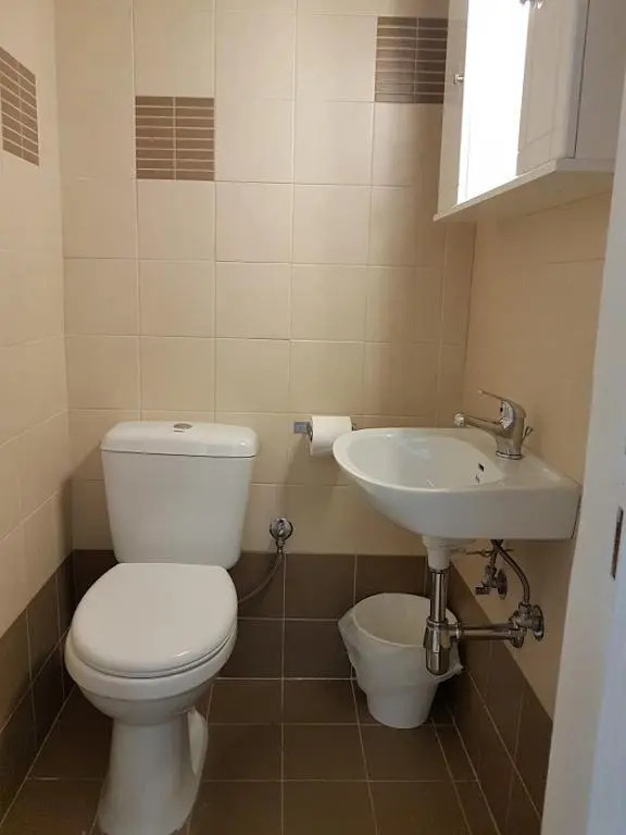 Errathens Zephyr Apartment - Athens Center, 3 Bd, 1 Bath