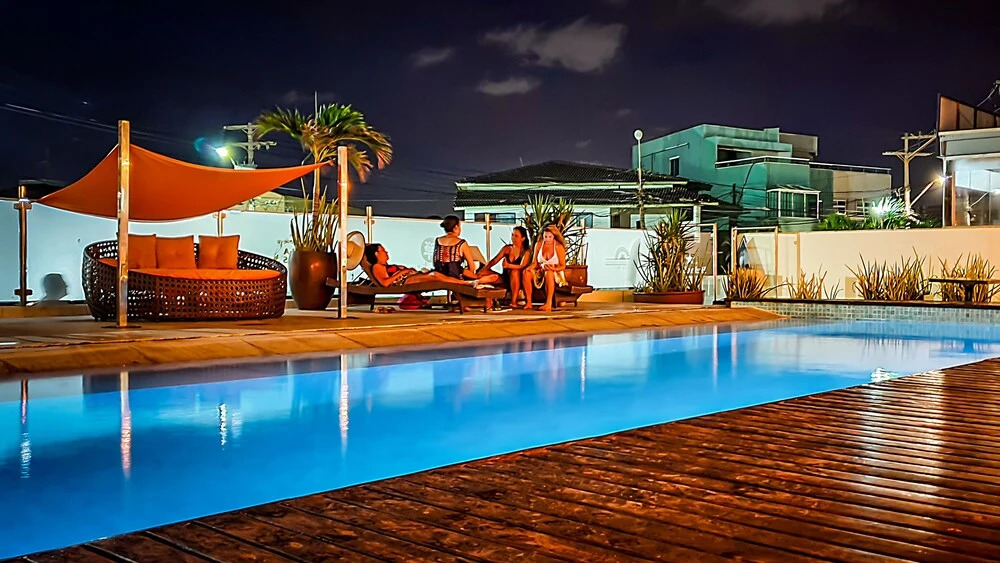 Cocoon Hotel & Lounge
