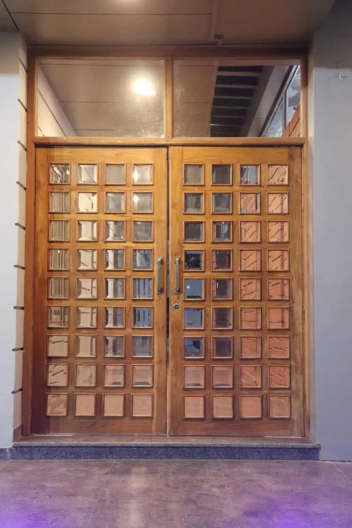 Vardhman Hotel