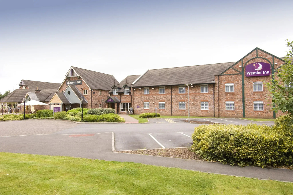 Premier Inn Manchester (Sale)