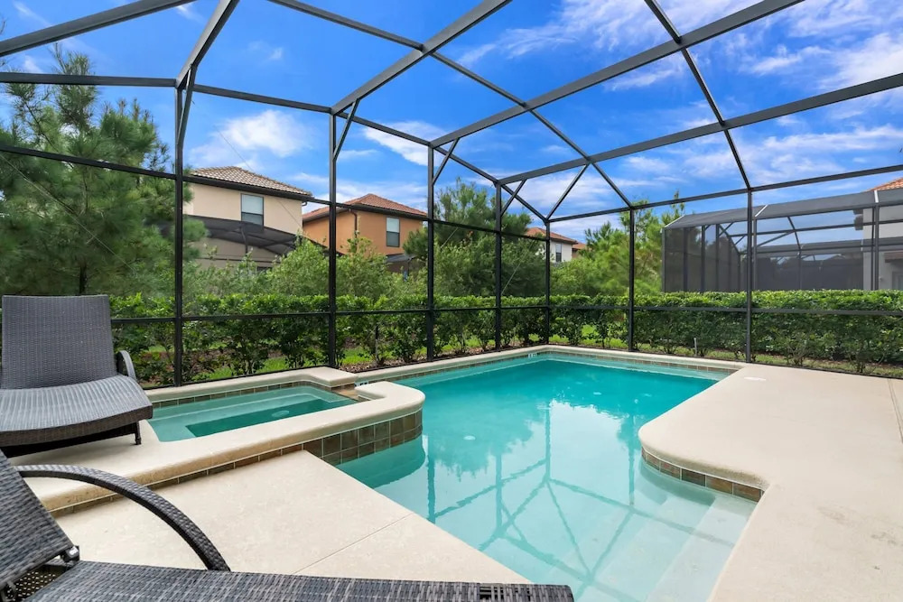 6bed 5Ba Villa Game Room Pool Spa