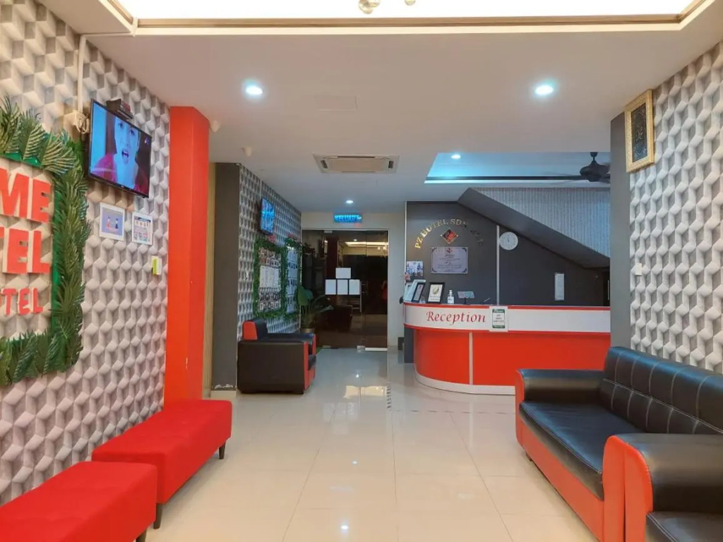 Pz Hotel