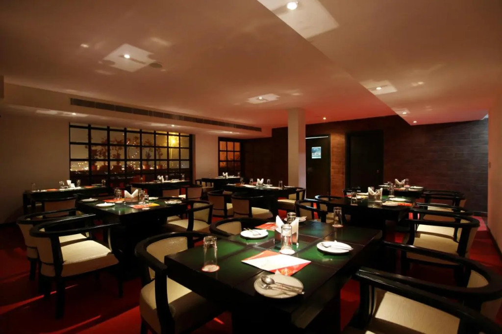 Hotel The Class , Delhi Airport