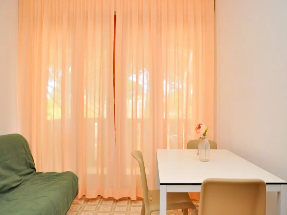Welcoming Flat With Garden-view Terrace - Beahost