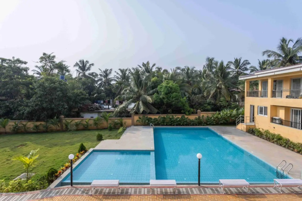 Pebble 1 BHK Apartment by tisyastays