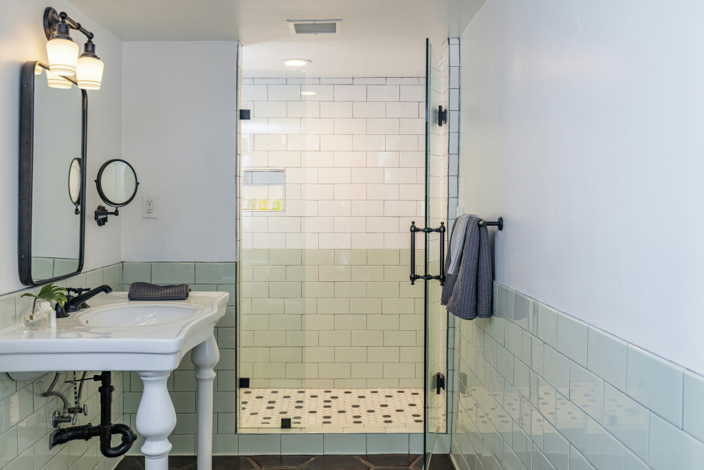 Ingleside Estate Hotel & Bungalows- Adults Only
