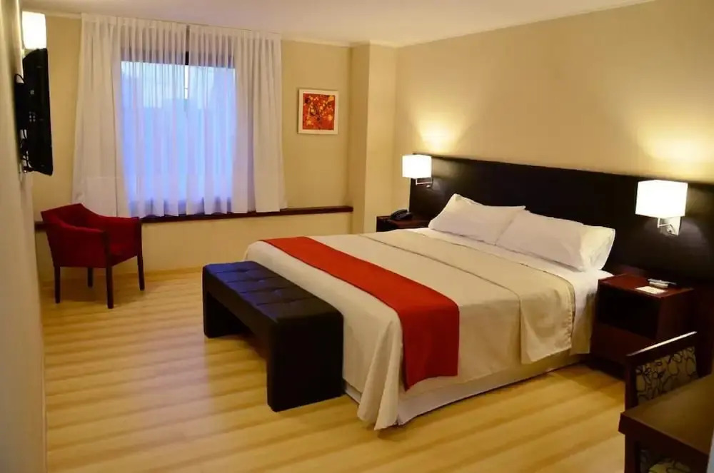 Le Parc Hotel & Suite