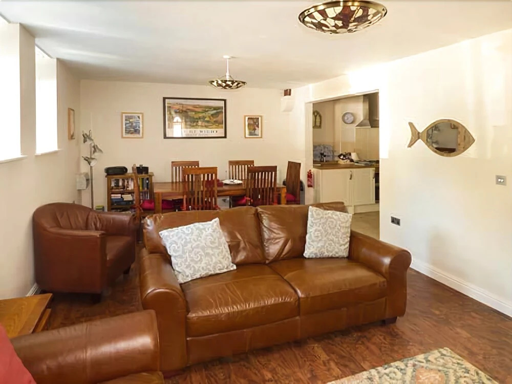 Sanctuary Cottage