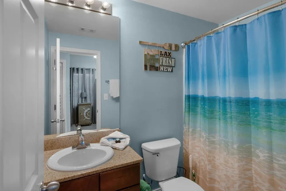 Laketown Wharf 1626