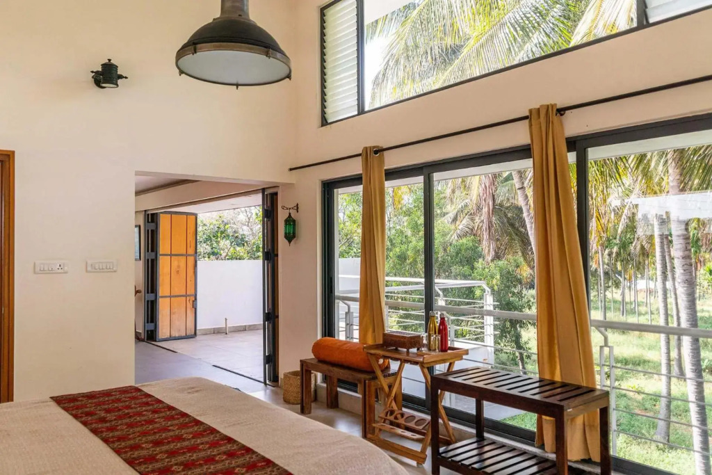 Daveys Townhouse by VEO, StayVista - 3BHK Pet-Friendly Villa with EV Station