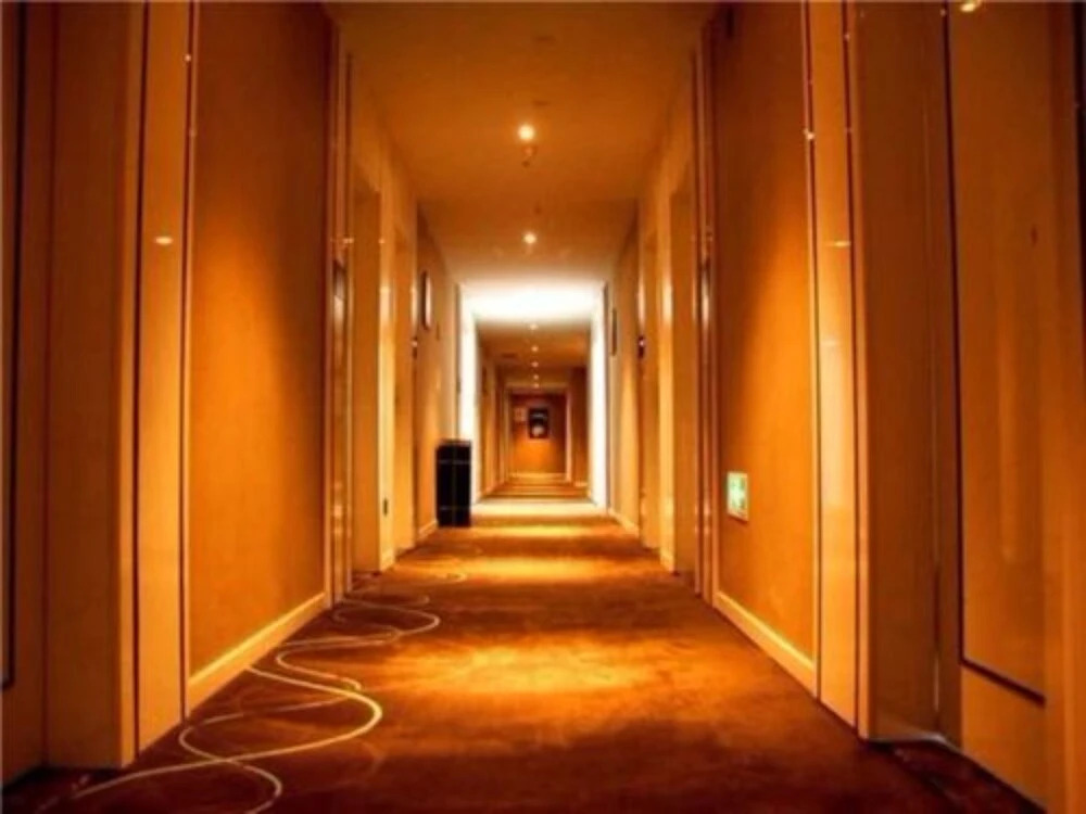 Xana LITE Hotel 5th Avenue Branch