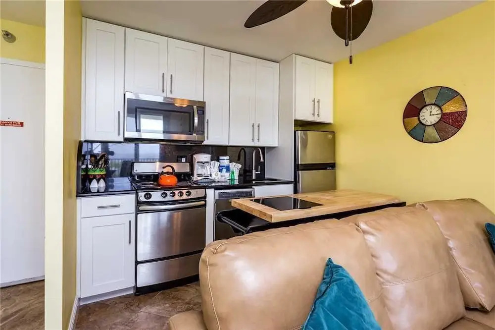 Estero Beach & Tennis 305B - One Bedroom Condo