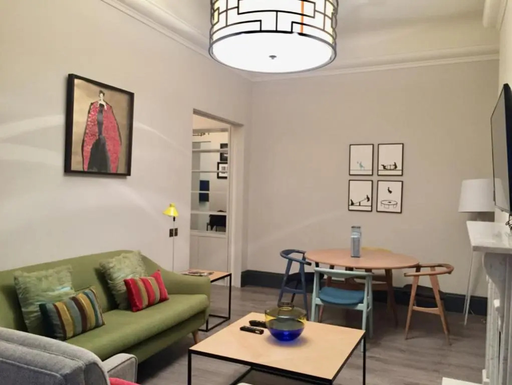 Beautiful 1 Bedroom Apartment Ovington Square