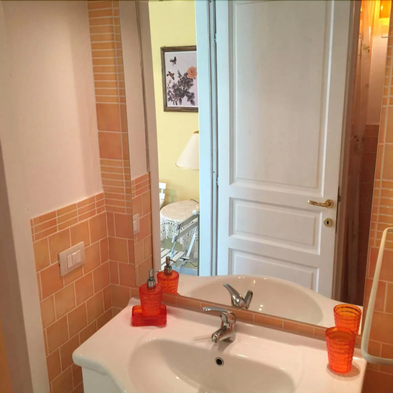 B&B Xenia