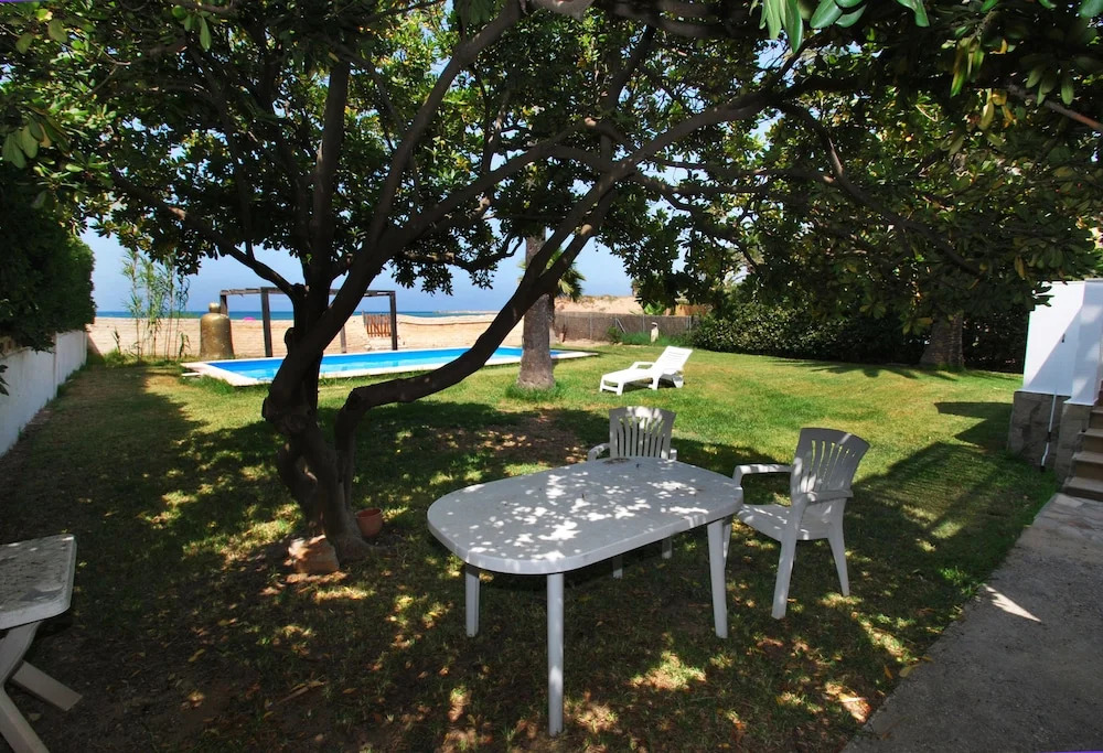 065 Villa Oasis