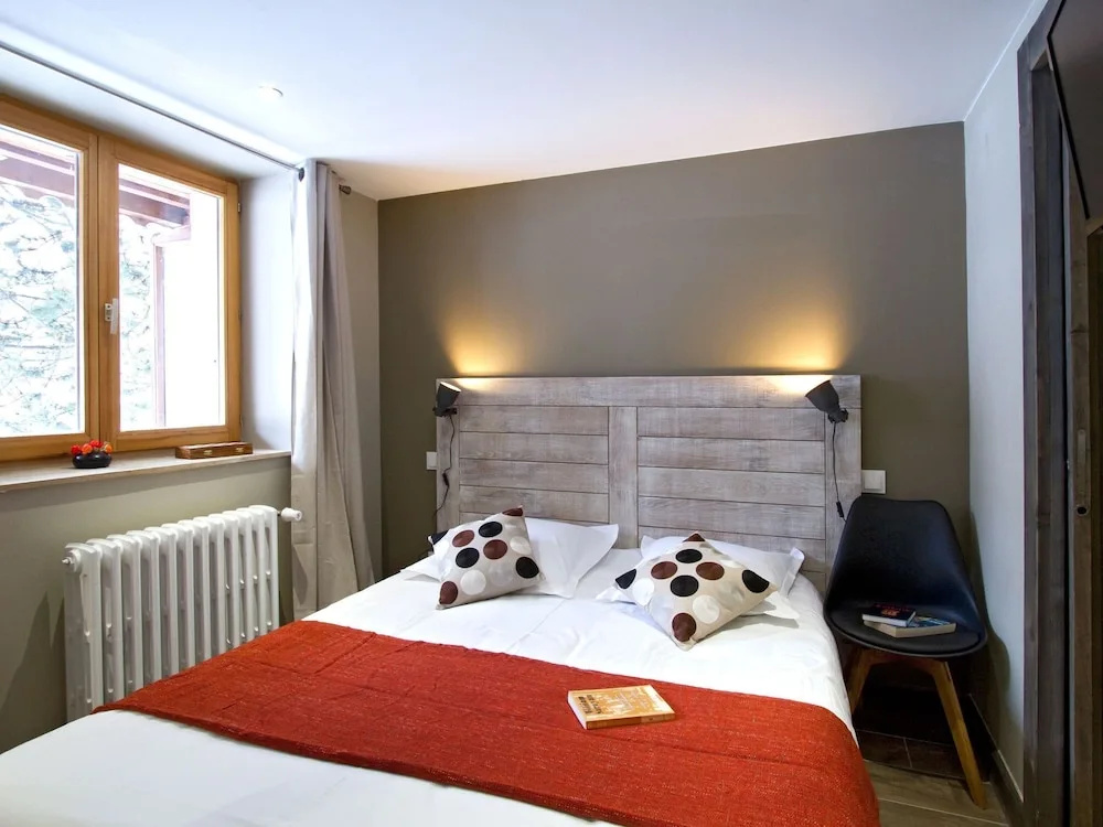 Lovely Chalet at the Bellevarde ski Lift in Espace Killy