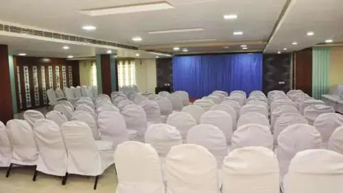 Hotel Mayura A/C