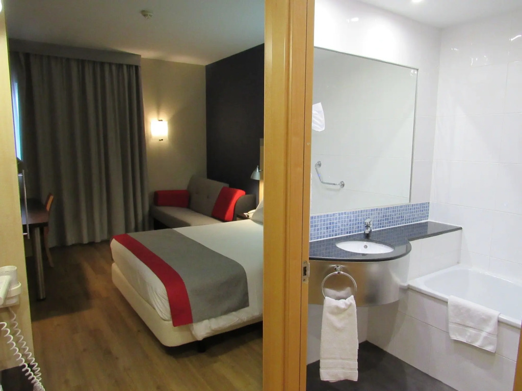 Holiday Inn Express Málaga Airport by IHG