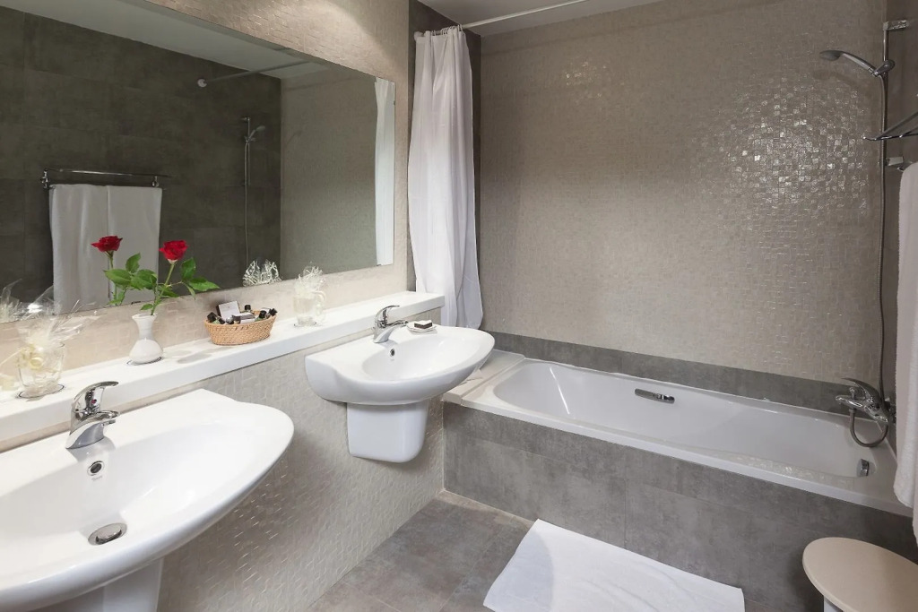 Khayam Garden Beach Resort & Spa