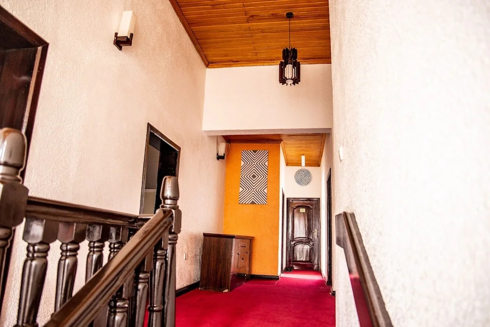 Ezra boutique villa